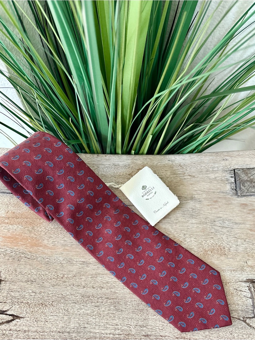Luigi Borrelli Silk Paisley Tie in Burgundy